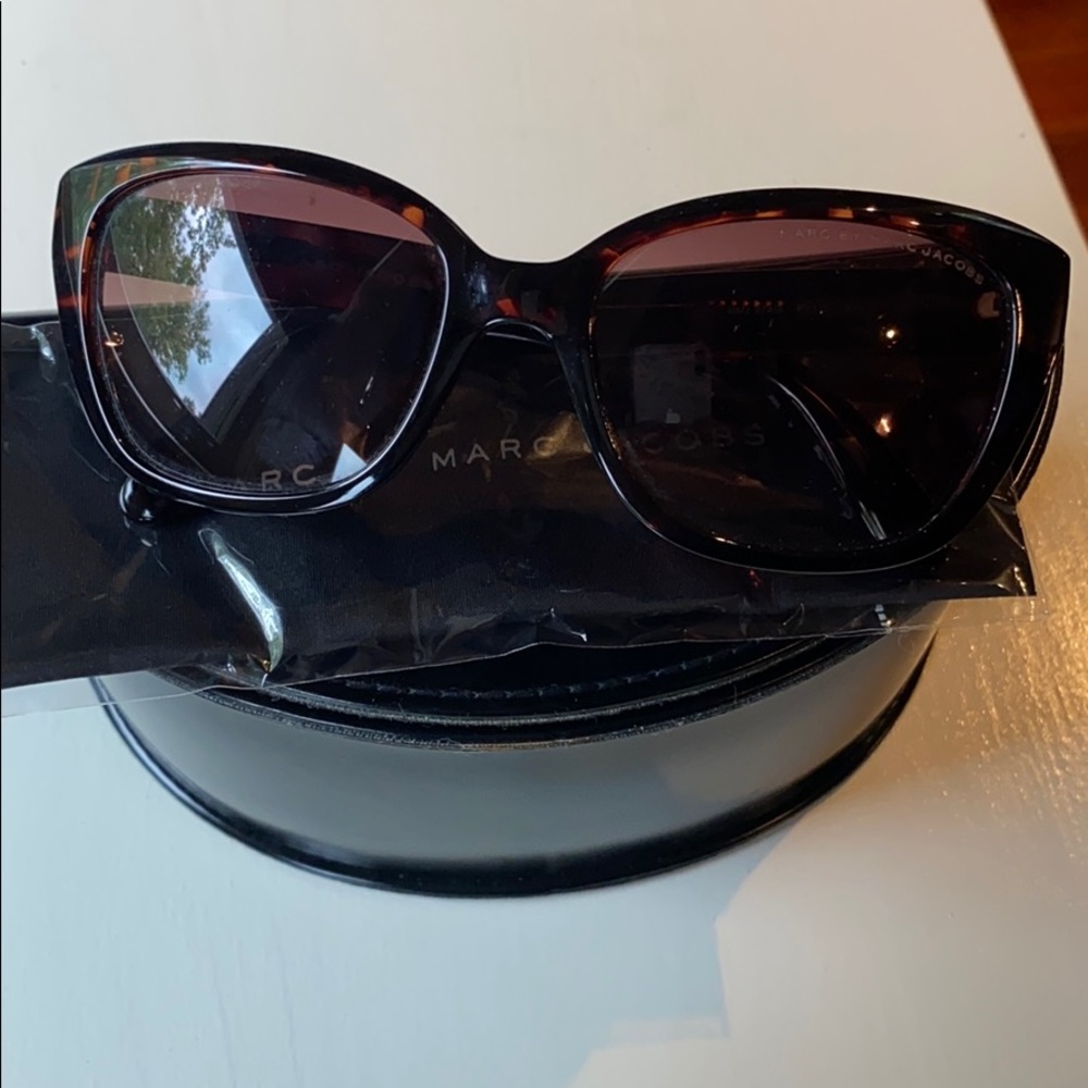 Marc by Marc Jacobs tortoise sunglasses